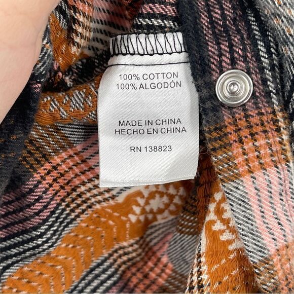 Shyanne Flannel  - Picture 6 of 8